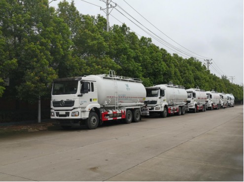 陜汽德龍LNG天然氣清潔能源干混砂漿車批量進(jìn)入華北市場